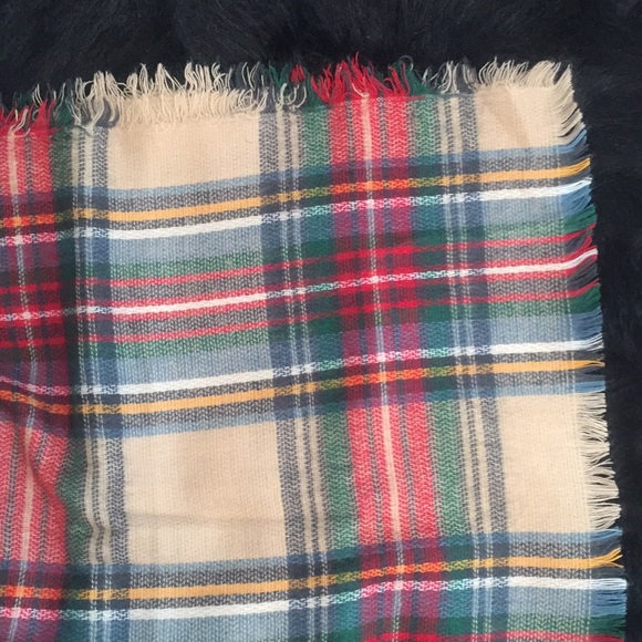 (40/60 inch) plaid scarf - Picture 2 of 2